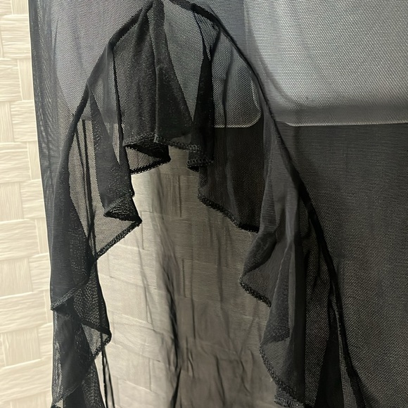 Mesh Ruffle Swim Cover Skirt  S/M - Picture 3 of 6